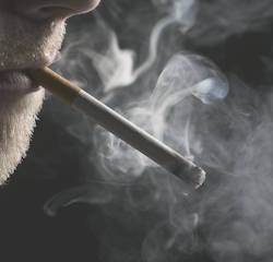 Rauchgeruch aus der Nachbarwohnung – Zigarettenrauch stinkt